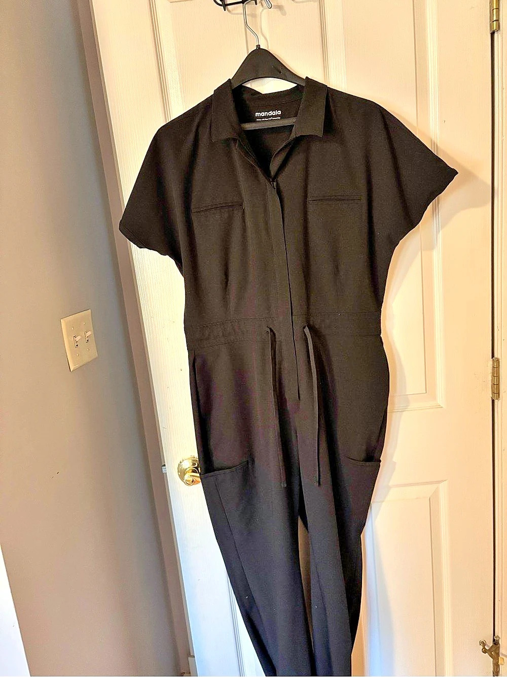 Mandala Scrubs Jumpsuit Black Short Sleeve Size Medium Tall